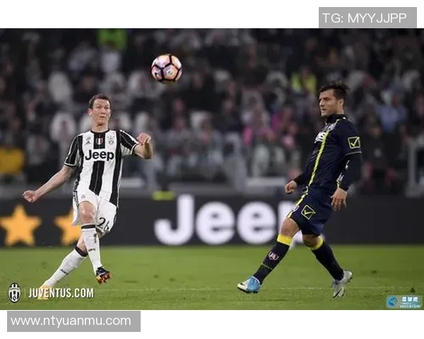 亚松森国民与捍卫者竞技的激烈对决揭示足球战术与团队精神的较量