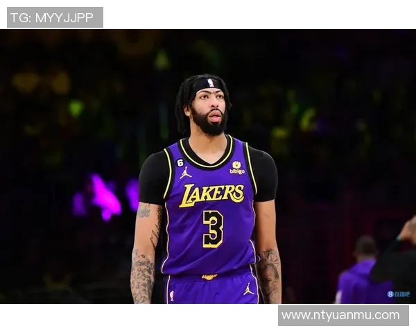 湖人队在2021年1月4日对阵灰熊队的精彩比赛回顾与分析